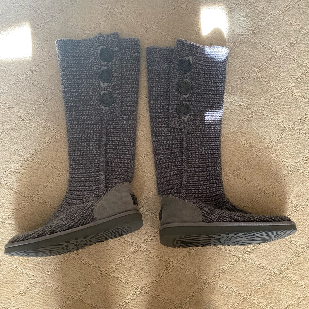 Grey Knit UGGs
